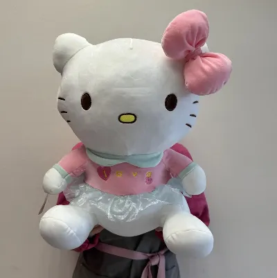 Hello Kitty, высота 40 см, на Золотистом бульваре, 4 
