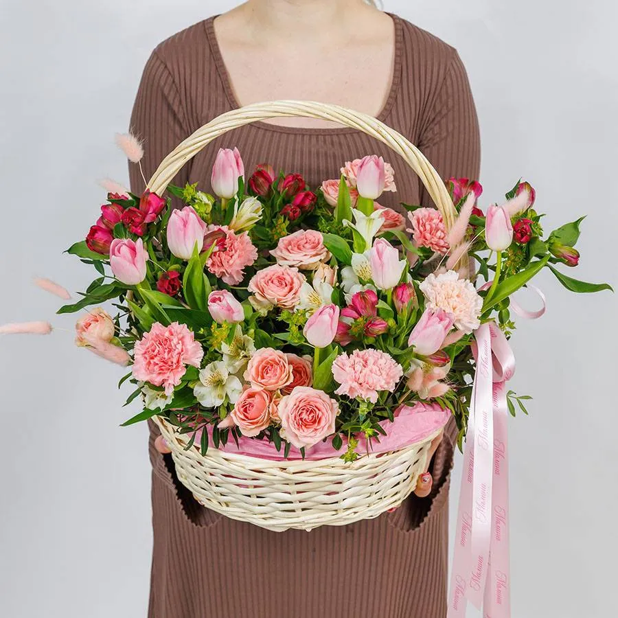 Корзина "Девушка из песни"
